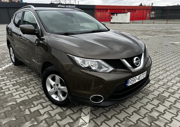 Nissan Qashqai cena 56900 przebieg: 171000, rok produkcji 2015 z Brzozów małe 37